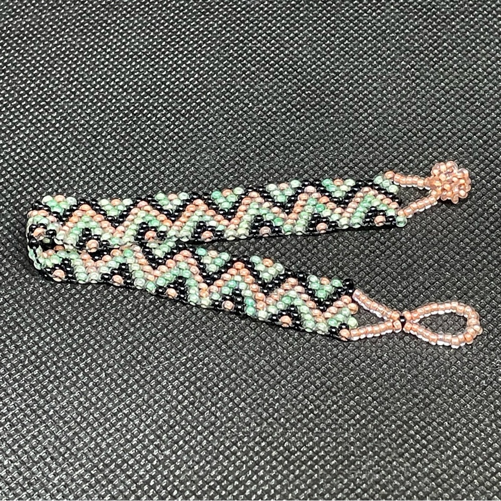 Glass Seed Bead Bracelet Black Pink Green